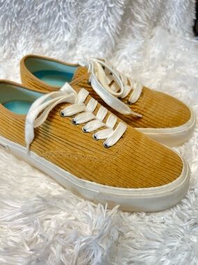 SeaVees Legend Sneaker Platform Sneaker in Corduroy